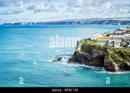 Vieux village de pêcheurs / port Isaac, le petit village sur la mer à Cornwall Banque D'Images