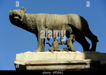 Italie, Rome, Campidoglio, statue de loup avec Romulus et Remus Banque D'Images