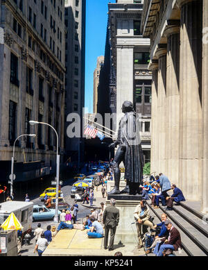 Mai 1982,New York,bâtiment,Federal Hall George Washington,statue,quartier financier de Wall street, lower Manhattan, New York,NY,USA,NEW YORK, Banque D'Images