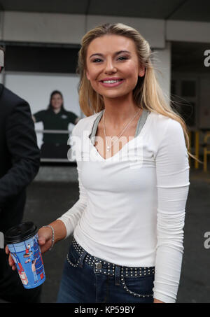 La Géorgie Toffolo arrive retour en Australie à Heathrow Terminal 3 de l'aéroport |après avoir remporté l'ITV Je suis une célébrité ... Sortez-moi de là. Banque D'Images