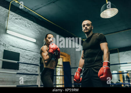 Couple de boxeurs Banque D'Images