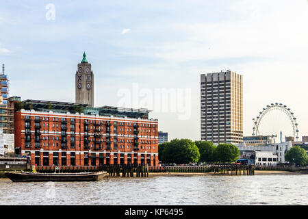 Oxo Tower et Gabriel's Wharf, London, UK Banque D'Images