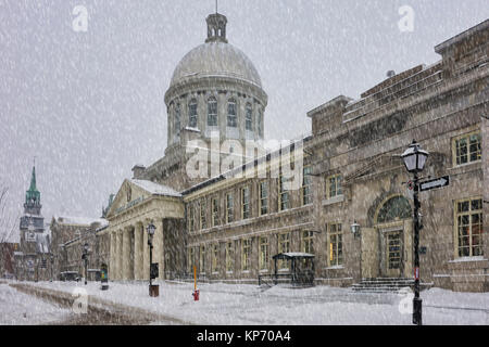 Montréal,Canada,13,décembre 2017.Marché Bonsecours dans le Vieux Montréal, pendant une tempête.Credit:Mario Beauregard/Alamt Live New Banque D'Images