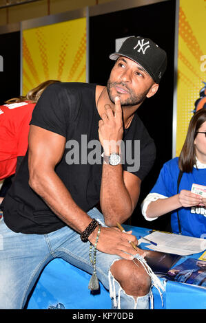 Ricky Whittle assiste à la Comic Con 2017 à Dortmund Westfalenhallen l le 9 décembre 2017 à Dortmund, en Allemagne. Banque D'Images