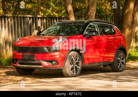 L'arrêt de l'LYNK & CO 01 SUV dans Hangzhou China sur un essai de conduite. Banque D'Images