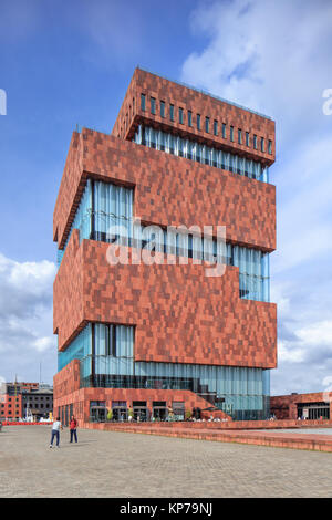 Anvers-août. 24, 2017. Musée MAS Anvers. Il a ouvert ses portes en 2011, situé dans un ancien port sur une petite île, présente une variété de sujets. Banque D'Images