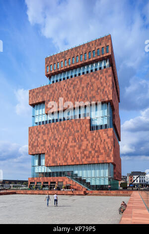 Anvers-août. 24, 2017. Musée MAS Anvers. Il a ouvert ses portes en 2011, situé dans un ancien port sur une petite île, présente une variété de sujets. Banque D'Images