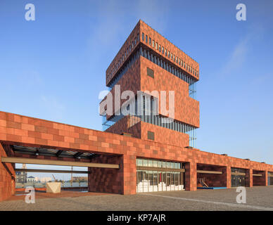 13 AOÛT À ANVERS, 2017. Musée MAS Anvers. Il a ouvert ses portes en 2011 et est aujourd'hui l'un des monuments architecturaux de la ville. Banque D'Images