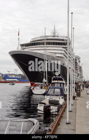 STAVANGER, Norvège, le 03 juillet 2010. Vue de la Reine Viktoria amarré au quai. Bateaux et port, couvert. Usage éditorial. Banque D'Images