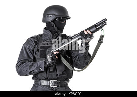 Agent de police avec fusil Banque D'Images