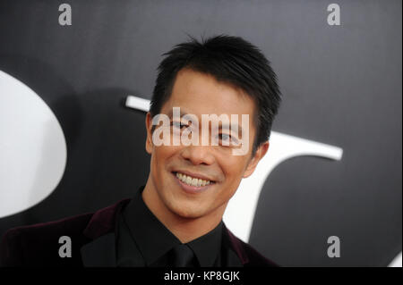 NEW YORK, NY - 23 novembre : Byron Mann assiste à la 'Le Grand' Court New York première au Ziegfeld Theatre le 23 novembre 2015 à New York. People : Byron Mann Banque D'Images