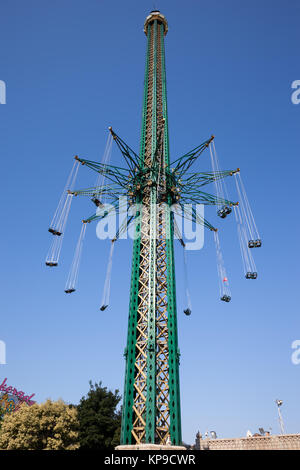 Tour Prater, 117 mètres de haut en parc d'attraction Prater de Vienne, Autriche, Europe, ville Banque D'Images