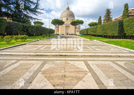 L'église St Pierre et Paul dans la zone euros, Rome, Italie Banque D'Images