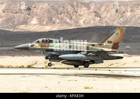 De l'air israélienne (IAF) General Dynamics F-16I au décollage. Photographié à la "plage" 2017, un exercice de formation aérienne internationale b Banque D'Images