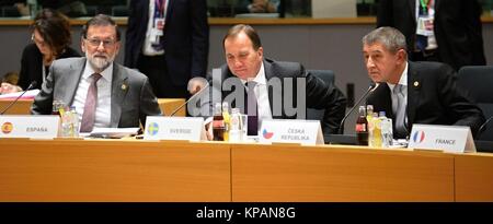 Bruxelles, Belgique. 14 Décembre, 2017. De gauche le premier ministre Espagnol Mariano Rajoy, Premier Ministre Suédois Stefan Lofven et PM Tchèque Andrej Babis assister le sommet de l'UE à l'Europa à Bruxelles, Belgique, le 14 décembre 2017. Credit : Jakub Dospiva/CTK Photo/Alamy Live News Banque D'Images