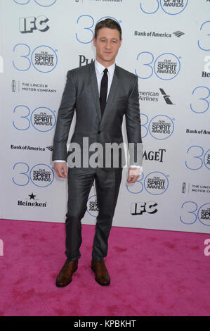 SANTA MONICA, CA - 21 février : Benjamin McKenzie assiste au Film Independent Spirit Awards 2015 à la plage de Santa Monica le 21 février 2015 à Santa Monica, en Californie, les gens : Benjamin McKenzie Banque D'Images