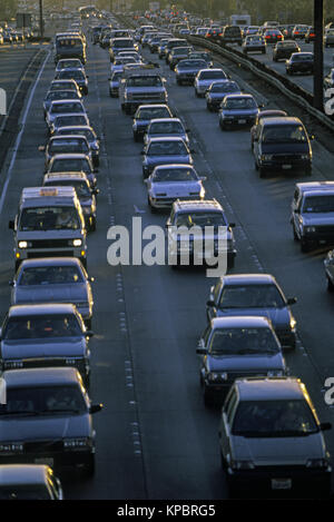 Historique 1990 L'HEURE DE POINTE LE CENTRE-VILLE DE Interstate 110 HARBOR FREEWAY LOS ANGELES CALIFORNIA USA Banque D'Images