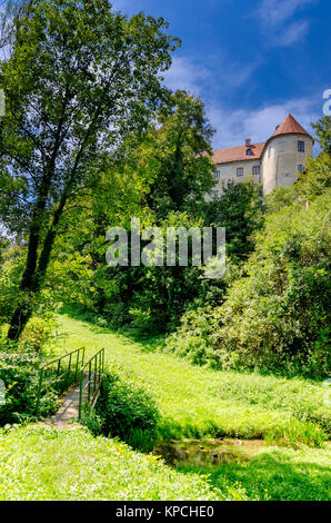 Château du xve siècle, siège du musée régional, Ville de Metlika, Bela Krajina (Blanc Carniola) région, la Slovénie, l'Europe. Banque D'Images