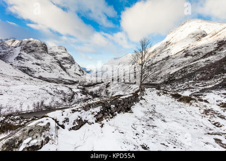 Le col de Glencoe à partir de la route militaire, Highland Ecosse en hiver Banque D'Images