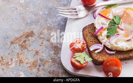 Œuf frit toasts Banque D'Images