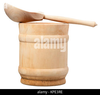 Vue de côté de la tasse et cuillère en bois isolé Banque D'Images