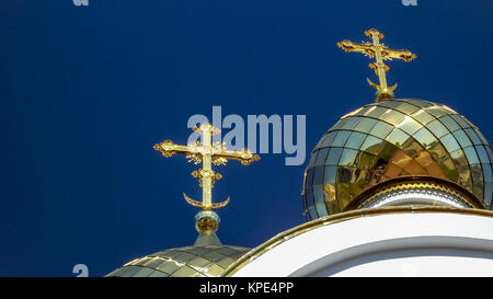 Les dômes d'or de l'église Banque D'Images