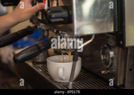 Préparer le café en café Banque D'Images