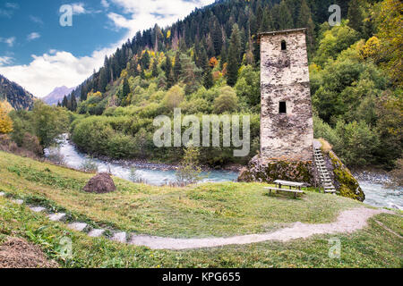 Tour d'Ushguli musée du village de Svaneti. Haut Svaneti - UNESCO World Heritage Site. La Géorgie, l'Europe. Banque D'Images