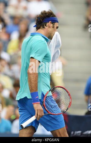 FLUSHING NY- 06 SEPTEMBRE : Roger Federer, jour 13 de l'US Open 2014 à l'USTA Billie Jean King National Tennis Center le 6 septembre 2014 dans le quartier de rinçage de la Queens Borough de New York City People : Roger Federer Banque D'Images