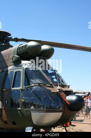 SAAF, nez de l'hélicoptère militaire Oryx Atlas Afrique 2012 au salon aéronautique de l'aérospatiale et de la Défense, la base aérienne de Waterkloof, Pretoria. Banque D'Images