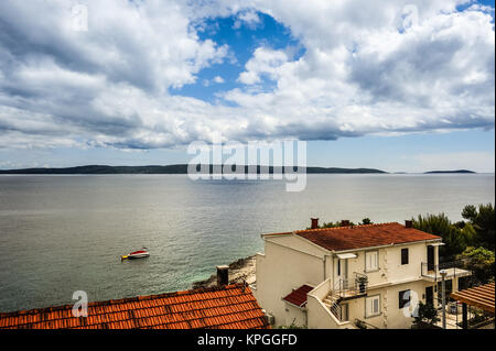 Île de Ciovo matin calme sur la côte Banque D'Images