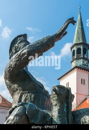 Wicken thies - le cordonnier avec le don de prophétie a vécu en 1600 à Burgdorf en Basse-Saxe et est disponible comme un monument sur le spittaplatz avant l'église St Pancras. sur un sprinbrunnen à Burgdorf. Banque D'Images