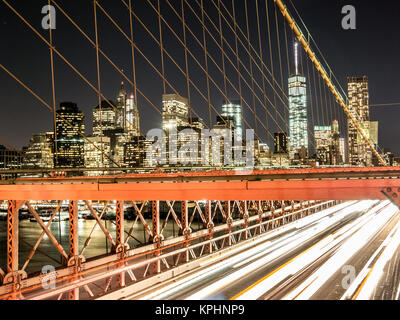 Vue sur le carrefour du pont de Brooklyn à New York Banque D'Images