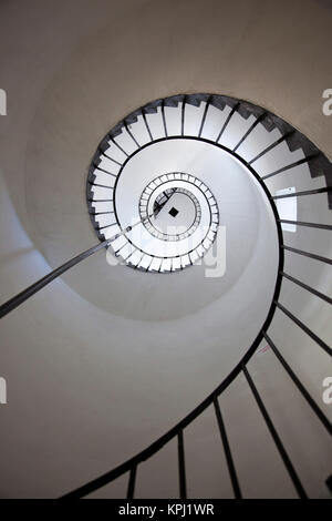 L'Uruguay, Rocha Ministère, La Paloma. Le phare de Cabo Santa Maria, escalier intérieur. Banque D'Images