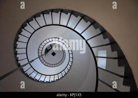 L'Uruguay, Rocha Ministère, La Paloma. Le phare de Cabo Santa Maria, escalier intérieur. Banque D'Images