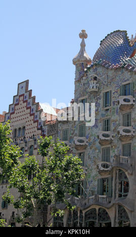 La Casa Batlló, Casa dels ossos (Maison des os) avec Casa Amatller, Barcelone, Espagne. Banque D'Images