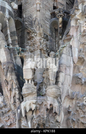 Les barrissements Anges à la façade de la Nativité, Basilique je Temple Expiatori de la Sagrada Familia (basilique et l'Église expiatoire de la Sainte Famille) Chu Banque D'Images