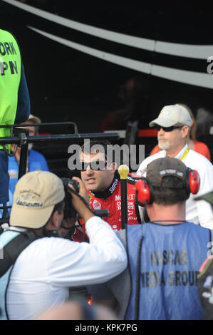 HOMESTEAD, FLORIDE - ARCHIVE PHOTOS : pilote de NASCAR Tony Stewart a frappé et tué un autre conducteur qui se promenait sur une plage pendant un circuit dans le nord de New York, les autorités ont déclaré qu'au début le dimanche. Orig Photo prise 2005-2010 Homestead-Miami Speedway sur à Homestead, Floride Personnes : Tony Stewart Banque D'Images