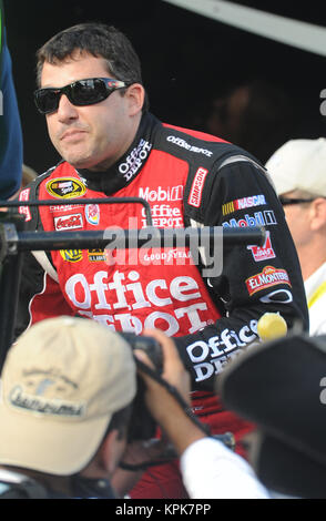 HOMESTEAD, FLORIDE - ARCHIVE PHOTOS : pilote de NASCAR Tony Stewart a frappé et tué un autre conducteur qui se promenait sur une plage pendant un circuit dans le nord de New York, les autorités ont déclaré qu'au début le dimanche. Orig Photo prise 2005-2010 Homestead-Miami Speedway sur à Homestead, Floride Personnes : Tony Stewart Banque D'Images