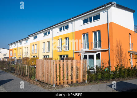 Rangées de maisons colorées de Berlin, Allemagne Banque D'Images