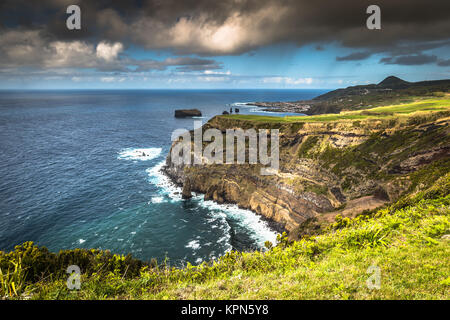 L'île verte dans l'océan atlantique, Sao Miguel, Açores, Portugal Banque D'Images