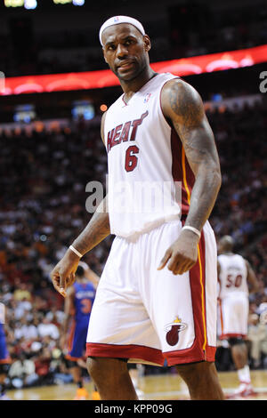 MIAMI, FL - JUILLET11 : BREAKING NEWS : Lebron James Miami feuilles et têtes de retour à Cleveland Cavaliers le 11 juillet 2014 NOTE DU RÉDACTEUR : Orig photo prise 2011 Participants : Lebron James Banque D'Images