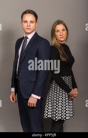 SOUS L'EMBARGO DU 0001 DIMANCHE 17 DÉCEMBRE, les finalistes de l'apprenti James White et Sarah Lynn, qui se battront pour gagner l'investissement de Lord Sugar lors de la finale du dimanche 17 décembre, devant être diffusés à partir de 21h sur BBC One. Banque D'Images