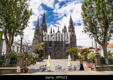 Église de San Juan Bautista - impressionnante cathédrale gothique en Arucas, Gran Canaria, Espagne. Banque D'Images