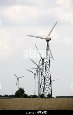 Germnay, éoliennes près de ens près de Werl. Bei Windkraftanlagen Deutschland, ens naehe Werl. Banque D'Images