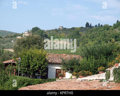 Villa en Toscane entre vignobles et oliveraies un Banque D'Images