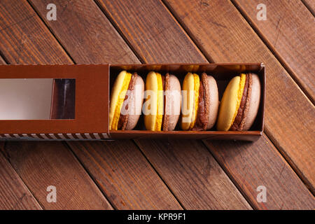Gâteaux Macarons à la case Banque D'Images