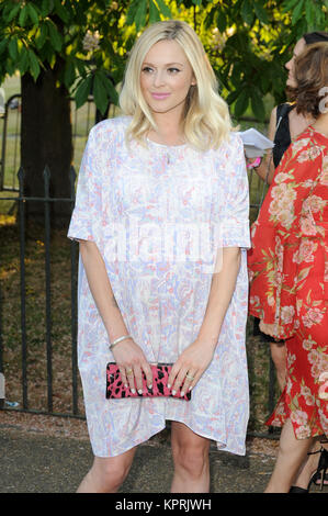 Fearne Cotton assiste à la Serpentine Gallery Summer Party à la Serpentine Gallery à Londres. 2 juillet 2015 © Paul Treadway Banque D'Images