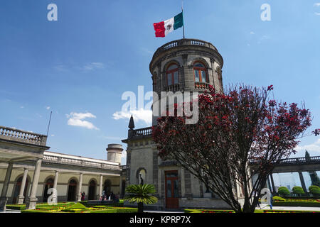 Le jardin, (El Jardin) Château de Chapultepec dans le parc de Chapultepec, Mexico, Mexique Banque D'Images