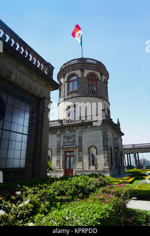 Les Jardins du Château de Chapultepec dans le parc de Chapultepec, Mexico, Mexique Banque D'Images